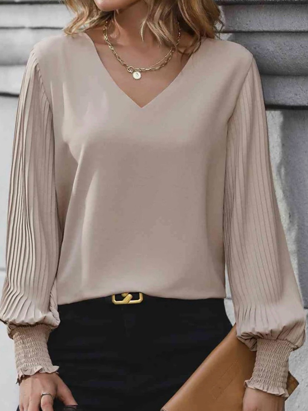 Miss Sparkling Pleated Sleeve V-Neck Blouse Cream Long Sleeve Size L NWOT